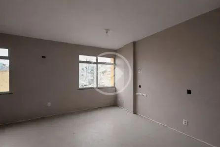Sala Comercial à venda, 32m² no Centro, Florianópolis