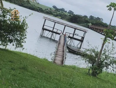 Fazenda/Sítio com 4 Quartos à venda, 330m² no Zona Rural, Mendonça