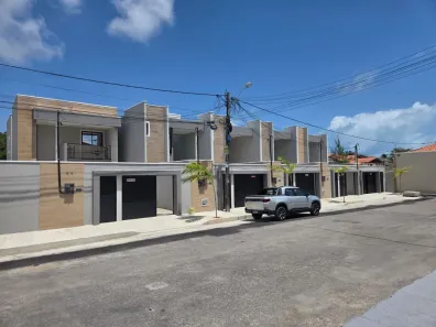 Casa com 4 Quartos à venda, 180m² no Edson Queiroz, Fortaleza