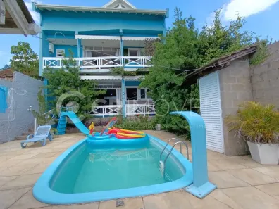 Casa com 3 Quartos à venda, 330m² no Vila Jardim, Porto Alegre