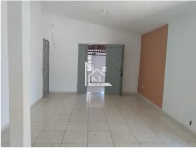 Casa com 2 Quartos à venda, 190m² no Candelária, Natal