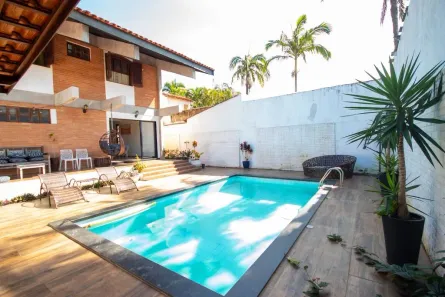 Casa com 3 Quartos à venda, 318m² no Balneário Praia do Pernambuco, Guarujá