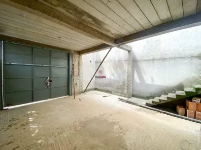 Casa com 4 Quartos à venda, 280m² no Nossa Senhora de Lourdes, Ibirité