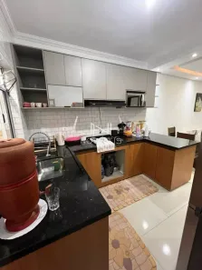Casa de Condomínio com 2 Quartos para alugar, 80m² no Bairro do Colonia, Jacareí