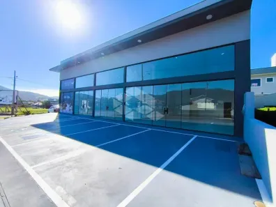 Ponto Comercial para alugar, 220m² no Kobrasol, São José