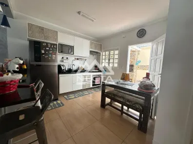 Sobrado com 2 Quartos à venda, 90m² no Jardim Casa Branca, Caraguatatuba