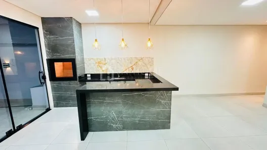 Casa com 3 Quartos à venda, 113m² no Jardim Califórnia, Cuiabá
