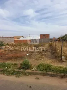 Lote/Terreno com 1 Quarto à venda, 300m² no Shopping Park, Uberlândia