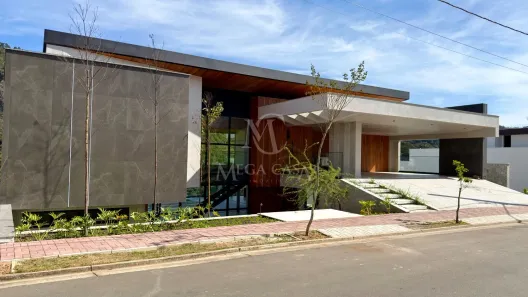 Casa de Condomínio com 4 Quartos à venda, 690m² no Salvaterra, Juiz de Fora