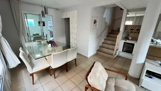 Casa de Condomínio com 4 Quartos à venda, 118m² no Setor Negrão de Lima, Goiânia
