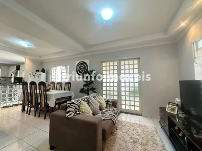 Casa com 3 Quartos à venda, 150m² no Lourival Parente, Teresina