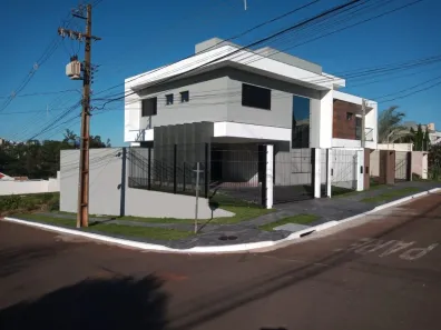 Sobrado com 3 Quartos à venda, 237m² no Jardim Cidade Monções, Maringá