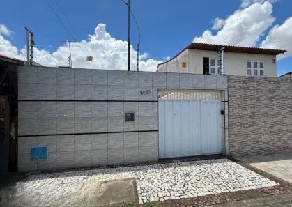 Casa com 3 Quartos à venda, 227m² no João XXIII, Fortaleza