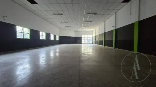 Galpão/Depósito/Armazém para alugar, 260m² no Jardim Bertanha, Sorocaba