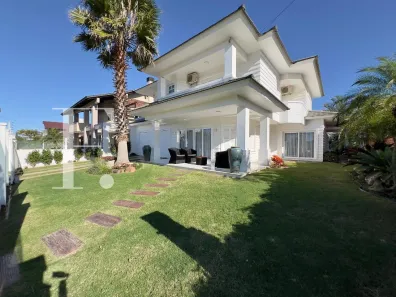 Casa com 4 Quartos à venda, 350m² no XANGRI-LÁ, Xangri-lá