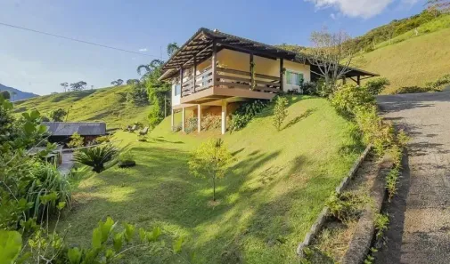 Fazenda/Sítio com 4 Quartos à venda, 184m² no Progresso, Blumenau