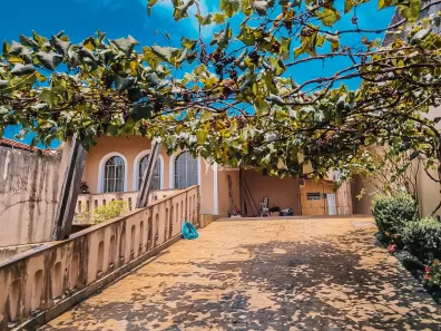 Casa com 3 Quartos à venda, 245m² no Vila Humaitá, Santo André