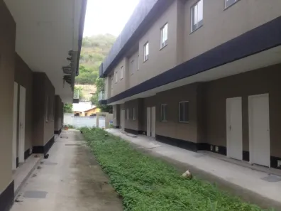 Casa com 3 Quartos à venda, 100m² no Jardim Sulacap, Rio de Janeiro