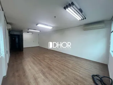 Sala Comercial para venda ou aluguel, 50m² no Vila Cordeiro, São Paulo