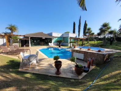 Casa com 3 Quartos à venda, 480m² no Parque Village Castelo, Itu