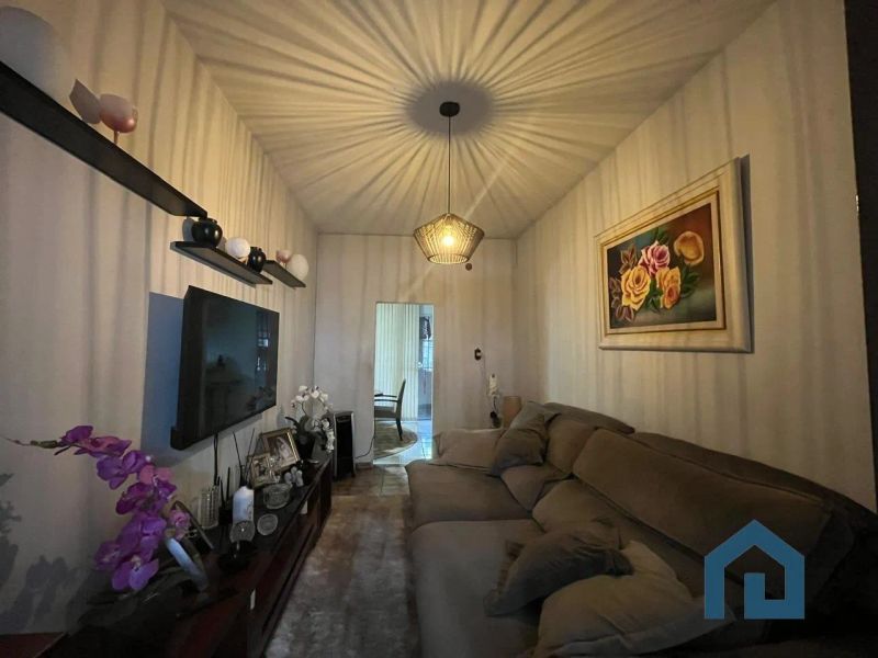 Casa com 4 quartos — São Francisco, Belo Horizonte