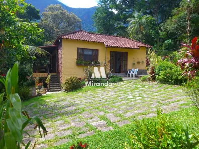 Casa de Condomínio com 3 Quartos à venda, 220m² no Caneca Fina, Guapimirim