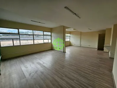 Sala Comercial à venda, 64m² no Benfica, Rio de Janeiro