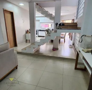 Casa com 4 Quartos à venda, 238m² no Jardim São Pedro, Mogi das Cruzes
