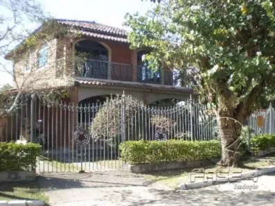 Casa de Condomínio com 3 Quartos à venda, 390m² no Jardim das Rosas, Itatiaia