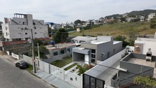 Casa com 3 Quartos à venda, 145m² no Ingleses do Rio Vermelho, Florianópolis