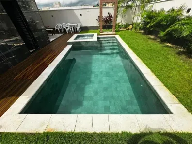 Casa de Condomínio com 4 Quartos à venda, 233m² no Cidade Alpha, Eusébio