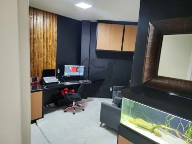 Apartamento com 3 Quartos para alugar, 130m² no Jardim Íris, São Paulo