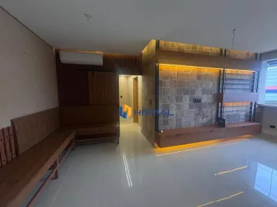 Apartamento com 2 Quartos para venda ou aluguel, 81m² no Zona 07, Maringá