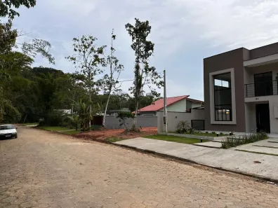 Lote/Terreno à venda, 382m² no Mar Verde, Caraguatatuba