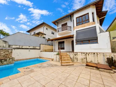 Casa de Condomínio com 4 Quartos para venda ou aluguel, 350m² no São Paulo II, Cotia