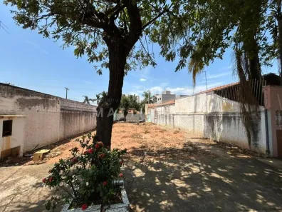 Lote/Terreno à venda, 250m² no Vila Claudia, Limeira