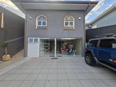 Casa com 3 Quartos à venda, 166m² no Jardim Chapadão, Campinas