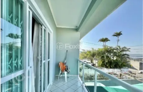 Casa com 4 Quartos à venda, 121m² no Barreiros, São José