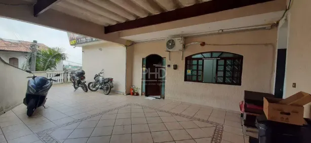 Casa com 2 Quartos à venda, 250m² no Jardim Las Vegas, Santo André