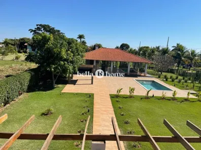 Casa de Condomínio com 4 Quartos à venda, 1250m² no , Sertaneja