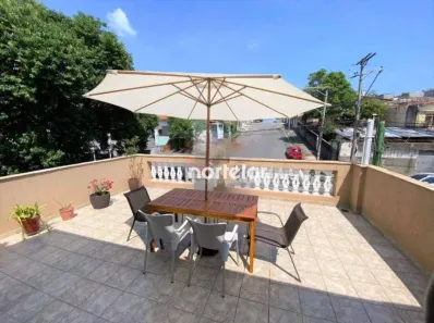 Sobrado com 2 Quartos à venda, 154m² no Jardim Mangalot, São Paulo