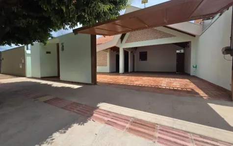 Casa com 4 Quartos à venda, 215m² no Vila Belo Horizonte, Campo Grande
