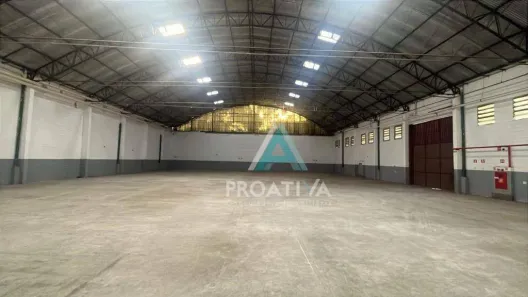Galpão/Depósito/Armazém para alugar, 1976m² no Conceição, Diadema