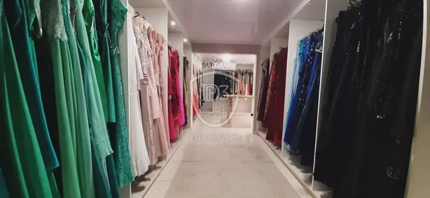 Casa com 2 Quartos à venda, 200m² no Oficinas, Ponta Grossa