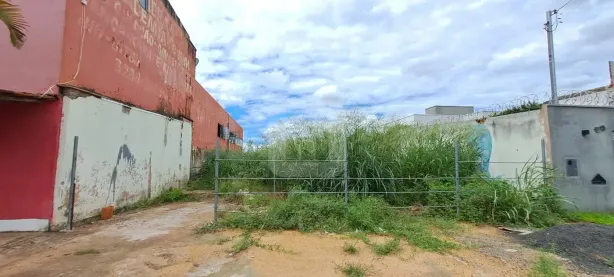 Lote/Terreno à venda, 360m² no Jaraguá, Uberlândia