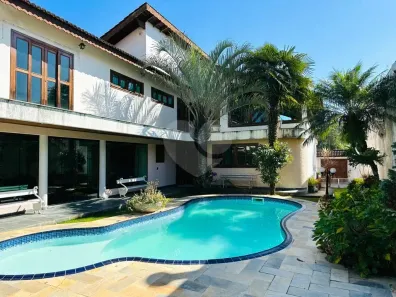 Sobrado com 3 Quartos à venda, 443m² no Interlagos, São Paulo