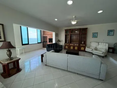 Apartamento com 5 Quartos para alugar, 230m² no Pitangueiras, Guarujá