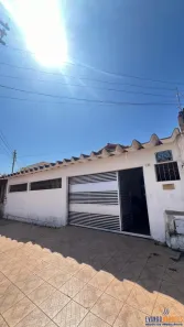 Casa com 3 Quartos à venda, 225m² no Setor Novo Horizonte, Goiânia