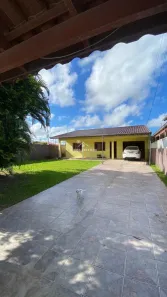 Casa com 3 Quartos à venda, 154m² no Barra do Saí, Itapoá