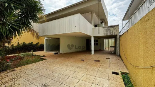 Casa com 3 Quartos para alugar, 402m² no Setor Marista, Goiânia
